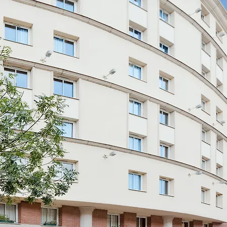 Ibis Centrum Otel