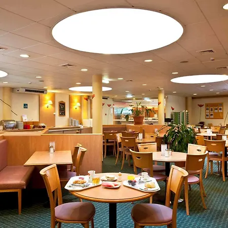 Ibis Centrum Otel 3*