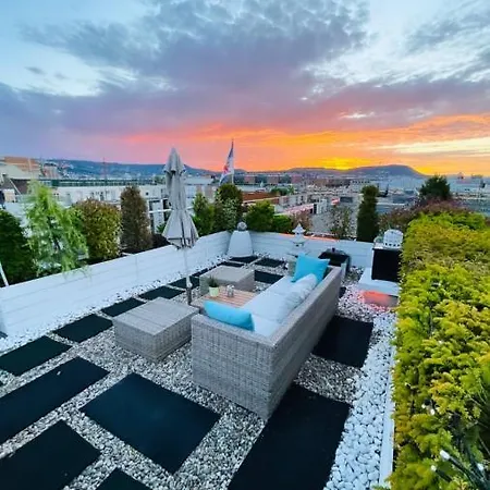 Skygarden - Luxury Penthouse With Private Jakuzzi Gym Sauna * Budapest