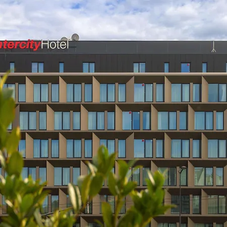 Intercityhotel 4*