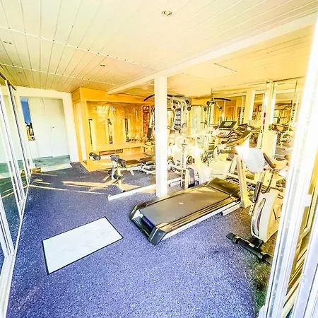 Apartman Skygarden - Luxury Penthouse With Private Jakuzzi Gym Sauna