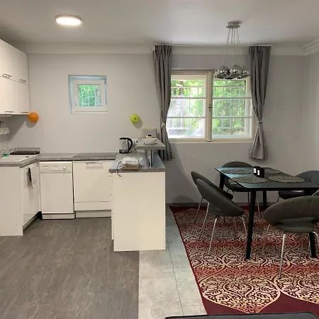 Apartament Stefania *