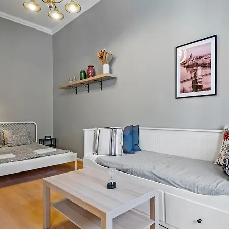 Venus - Akacfa Ii Apartment