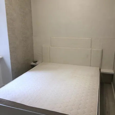 Sas Street Luxory Apartment *