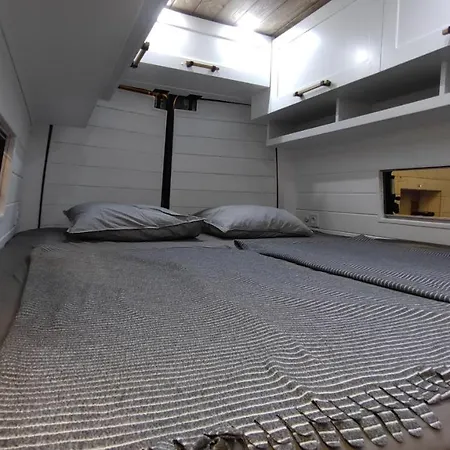 Camping Vip Caravan Motorhome - Lakóautó Budapest