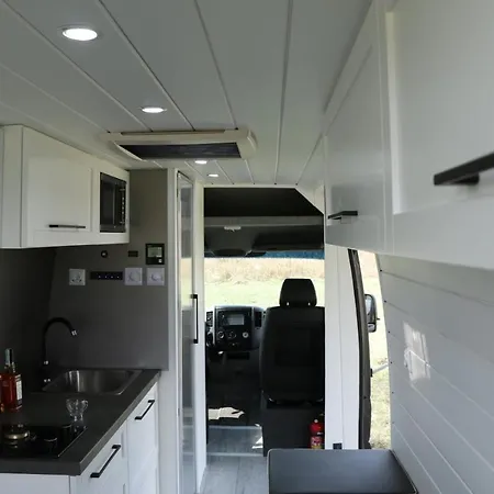 Camping Vip Caravan Motorhome - Lakóautó *