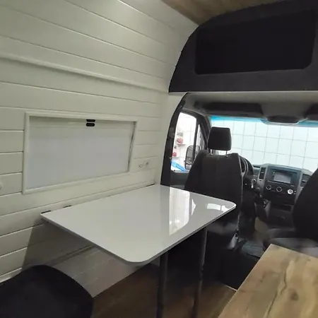 Vip Caravan Motorhome - Lakóautó Camping *