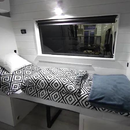 Camping Vip Caravan Motorhome - Lakóautó *