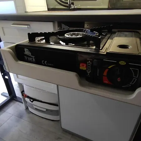 Vip Caravan Motorhome - Lakóautó Budapest