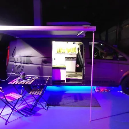 Vip Caravan Motorhome - Lakóautó * Budapest