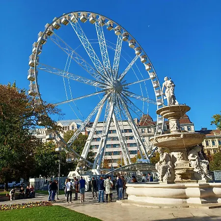 Lägenhet Corner Budapest