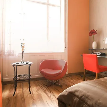 Pensionat Guestrooms 3*
