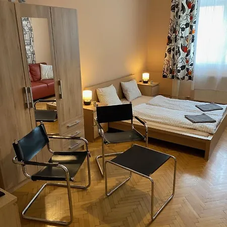 Pala Gardem Apartment