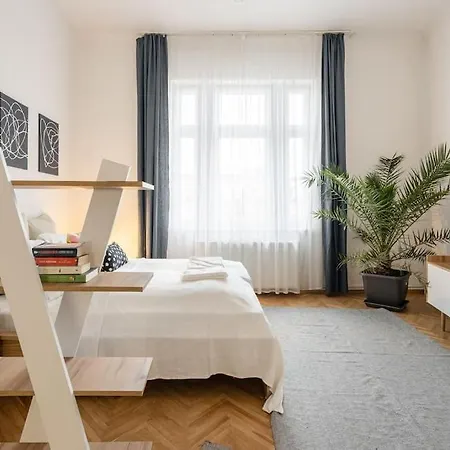 Lägenhet East Side Living