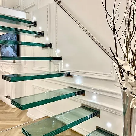 Luxury * Budapest