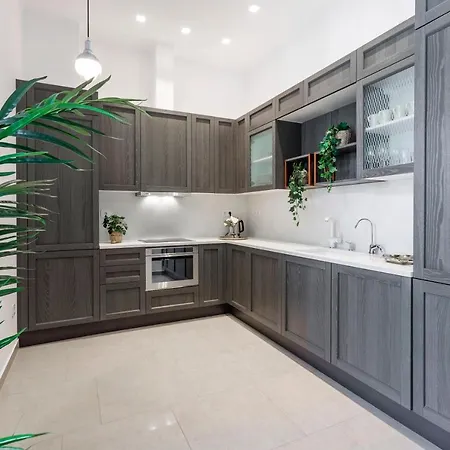 Apartament Luxury Elizabeth Next To The New York Cafe Budapeszt