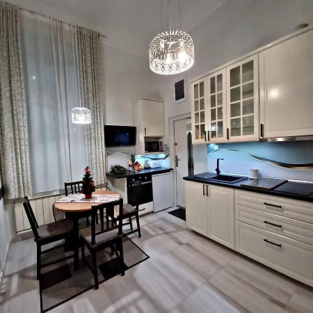 Apartmán Palace3 *