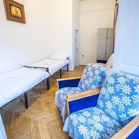 Privat bolig Center 5 Private For 19 People