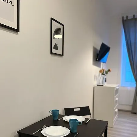 Dolce * بودابست