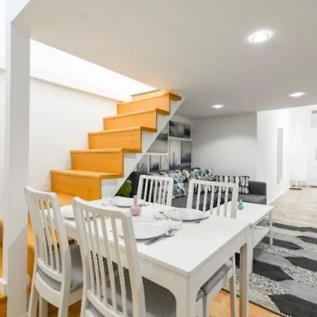 아파트 Lovely Flat In Damjanich Street - Leonard 부다페스트
