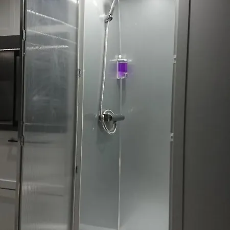 Vip Caravan Motorhome - Lakóautó Budapest