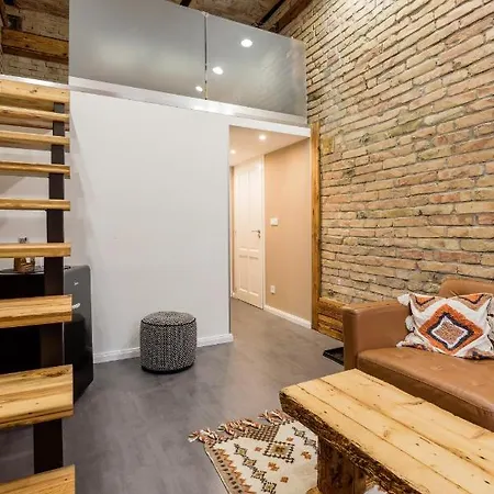 L1 Apartment *