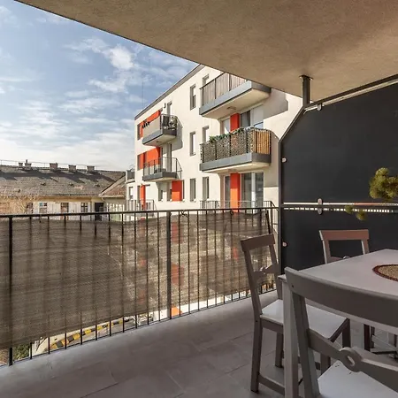 Apartamento Need In Bp - Garage, Terraces, Aircon Budapeste