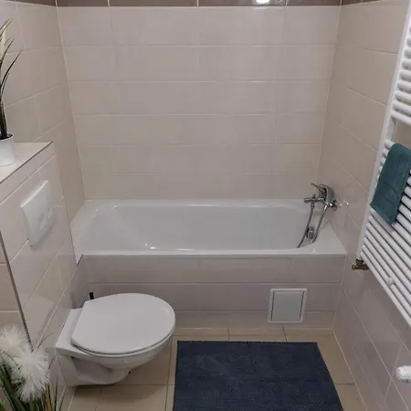 Apartamento Need In Bp - Garage, Terraces, Aircon Budapeste