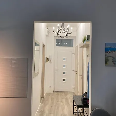 Beach-style Downtown, Ujlipotvaros Apartman *