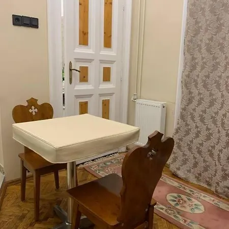 Apartment Location For One Person