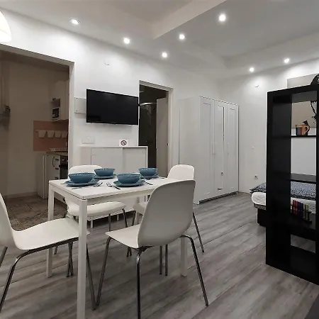 Unique Offer, Two In One! 2 Studio Egyuett *