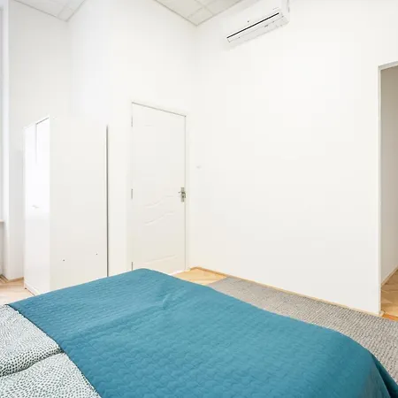 Hg Aparthotel *
