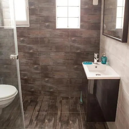 Voros Downtown With Free Parking Apartamento