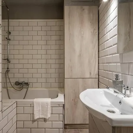 Ecostay O Street Apartment