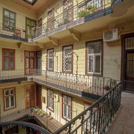 Cityscape Budget Wesselenyi Apartment *