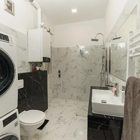Apartment Cityscape Budget Wesselenyi Budapest