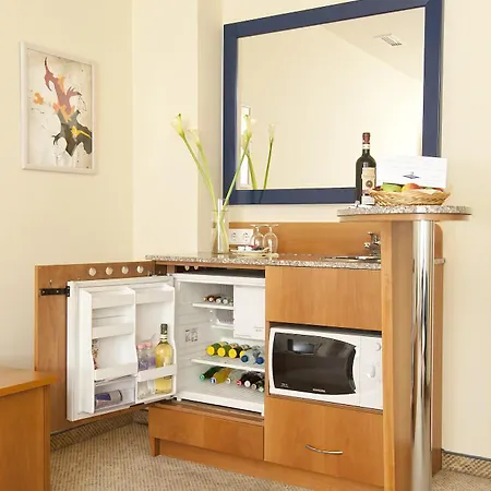 Starlight Hotel 4*