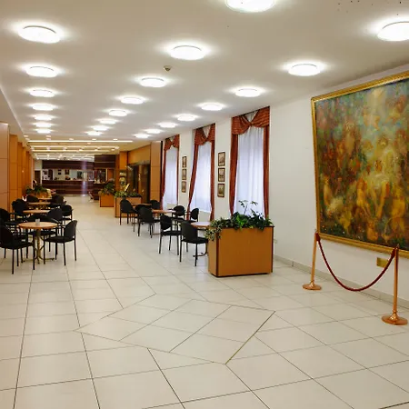Hotel Benczur