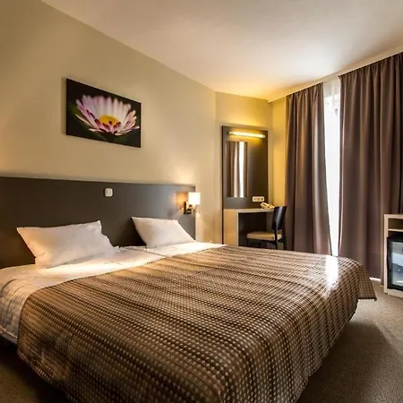 Corvin - Sissi-flügel 3* Budapest
