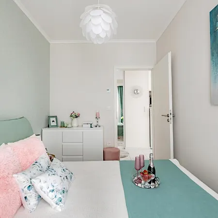 Villa Waterfront Luxuri Budapest