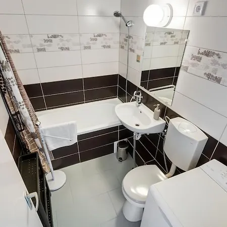Apartment Luxurious, Intimate Getaway Bp Budapest