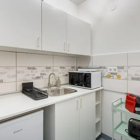 Apartment Luxurious, Intimate Getaway Bp *