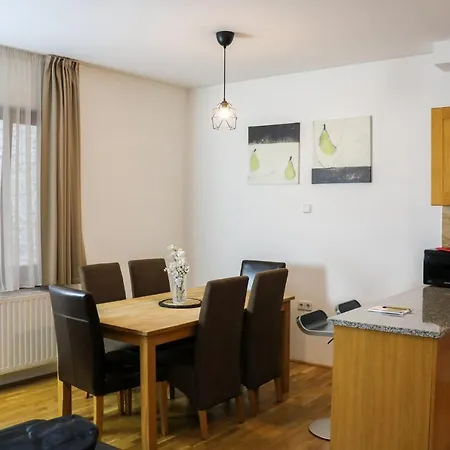 Apartment Artemisia Luxury Jardin Ii