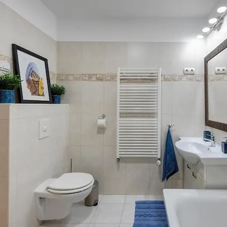 Apartment Stylish And Colorful With Balcony - Special Offer *