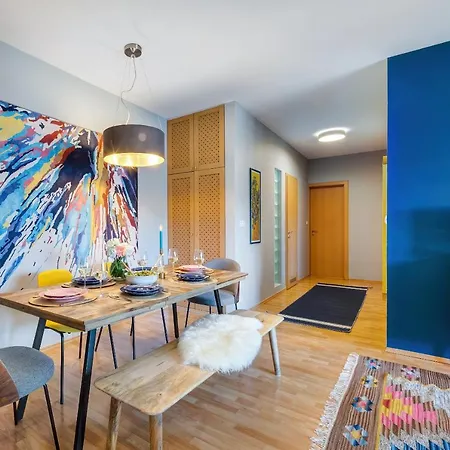 Stylish And Colorful With Balcony - Special Offer Budapest