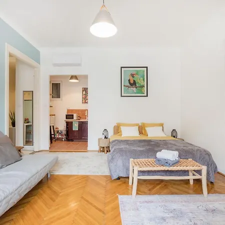 Modern Flat In Heritage District Near The Center Budapest