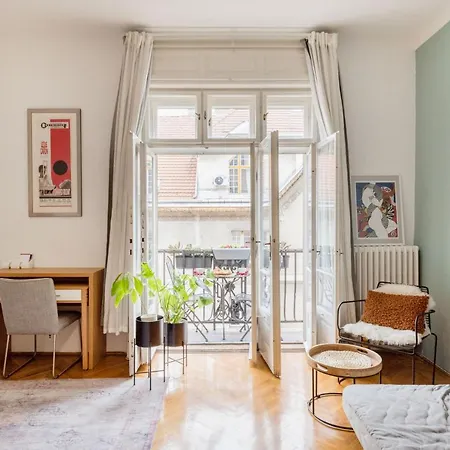 Apartment Modern Flat In Heritage District Near The Center Budapest