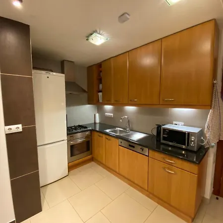 Location In The Heart Of The City, 2 Bedrooms, 2 Bathrooms * Budapest