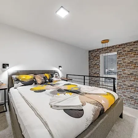 Apartament Chic Loft Bp: Industrial Gem