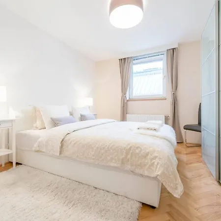 Venus - Renate Apartamento